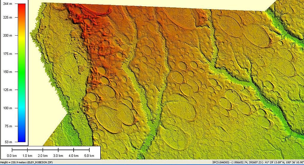 Topographic LiDAR map with measurements on the side