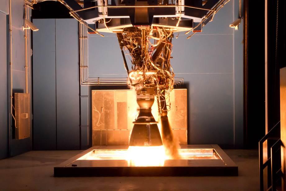A Merlin 1D engine being test fired at SpaceX's Rocket Development Facility in McGregor, Texas.