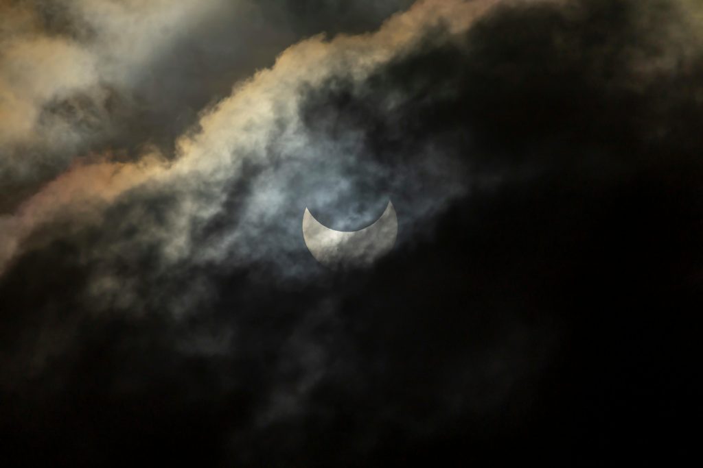 solar eclipse photography